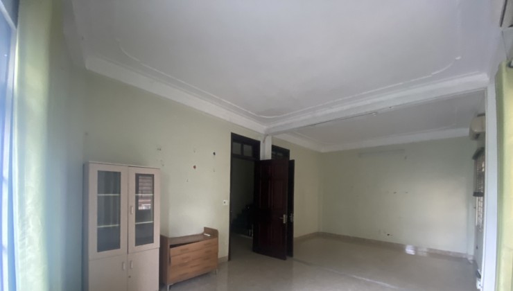 Cho thuê nhà Ngõ 2 Hoàng Liệt - Hoàng Mai - 45m2, 4 tầng, 3 ngủ, 3 WC giá chỉ 12 Triệu (có TL)